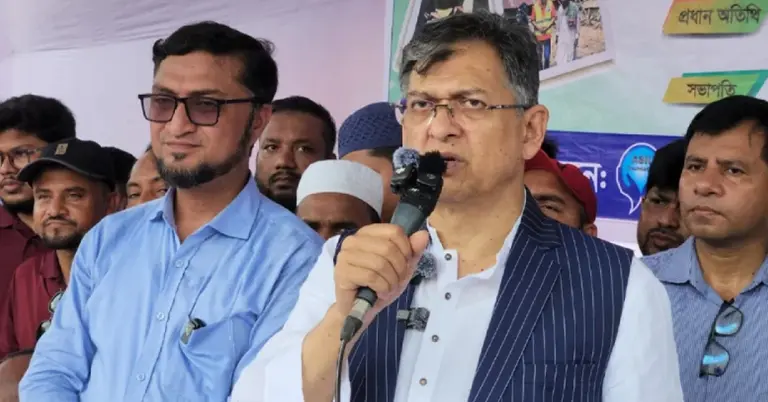 কক্সবাজারে স্বরাষ্ট্রমন্ত্রী সালাহউদ্দিন আহমদ